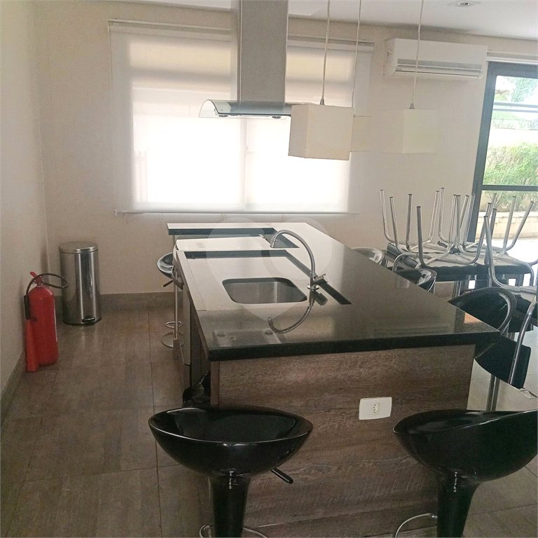 Apartamento à venda com 1 quarto em Vila Suzana, São Paulo, SP