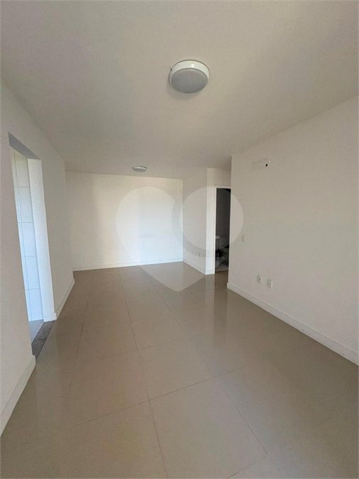Apartamento à venda com 2 quartos, sendo 1 suíte,  em Camorim, Rio de Janeiro, RJ