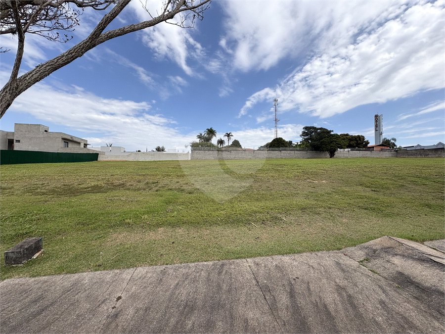 Terreno à venda com 2 quartos, sendo 1 suíte, no condomínio Saint Patrick, Sorocaba - SP