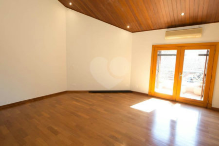 Casa à venda com 4 suítes no condomínio Jardim das Azaléias, São Paulo - SP