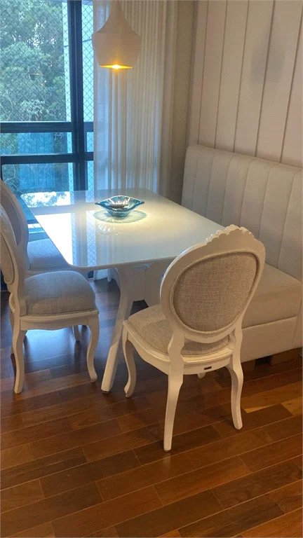 Apartamento à venda com 3 suítes em Jardim Morumbi, São Paulo, SP