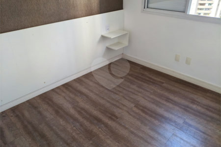 Apartamento à venda com 2 quartos, sendo 1 suíte,  em Vila Andrade, São Paulo, SP