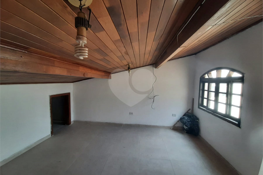 Casa à venda com 3 quartos, sendo 1 suíte, no condomínio Cantareira Park, São Paulo - SP