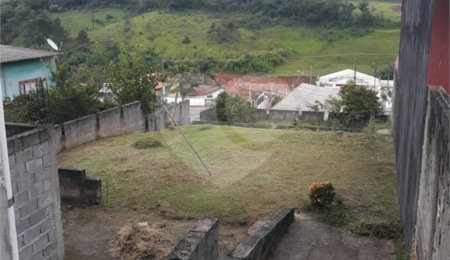 Sobrado à venda com 5 quartos, sendo 1 suíte,  no Centro, Bom Jesus dos Perdões, SP