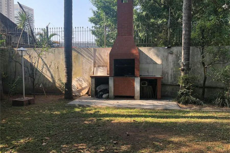 Casa à venda com 4 quartos, sendo 1 suíte, em Vila Cordeiro, São Paulo, SP