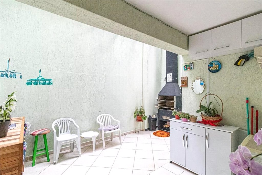 Sobrado à venda com 3 quartos, sendo 1 suíte, em Vila Tiradentes, São Paulo, SP