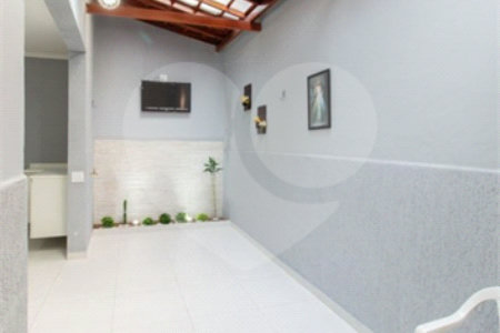 Sobrado à venda com 3 quartos, sendo 1 suíte, em Vila Curuçá, São Paulo, SP