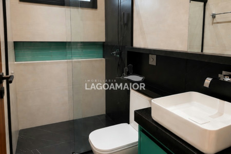 Casa à venda com 3 quartos, sendo 2 suítes, em Village do Lago, Três Lagoas, MS