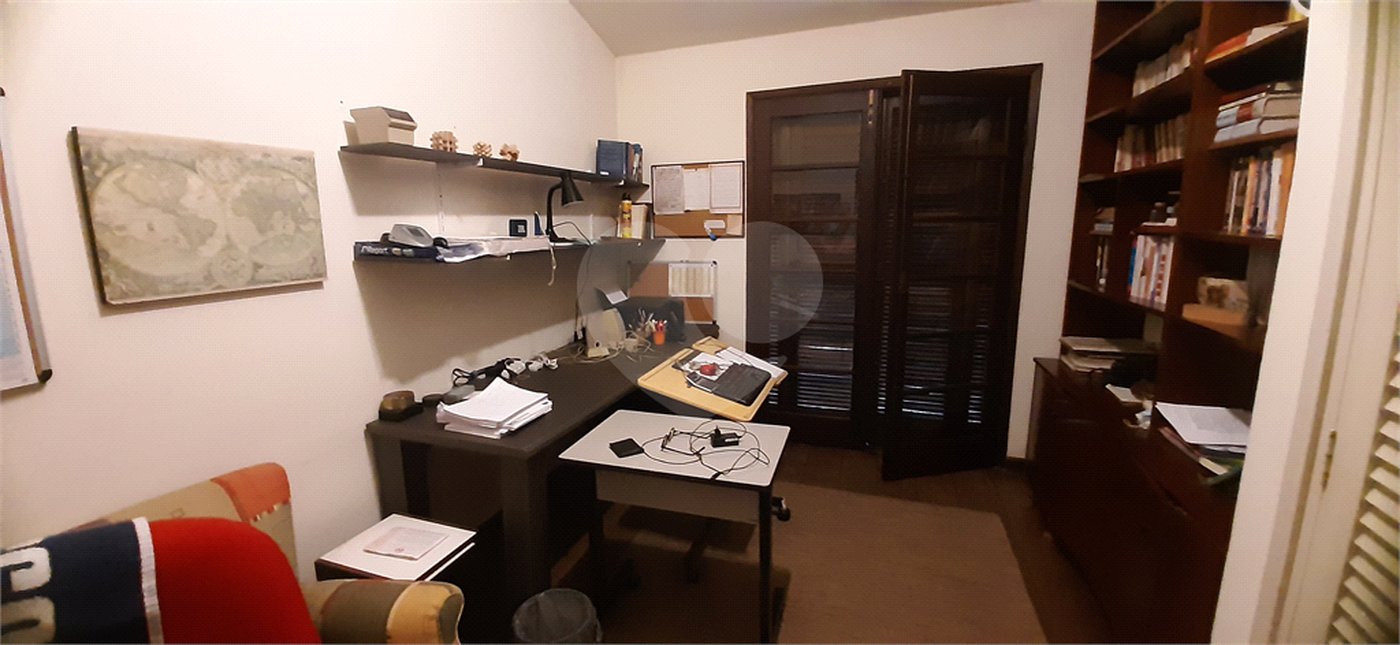 Casa Térrea à venda com 4 quartos, sendo 2 suítes, em Serra da Cantareira, Mairiporã, SP