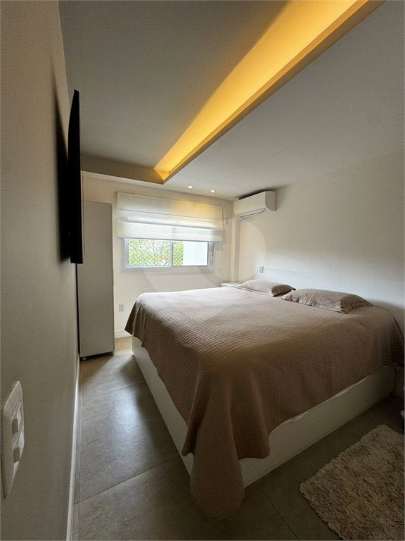 Apartamento à venda com 2 quartos, sendo 1 suíte, em Água Branca, São Paulo, SP