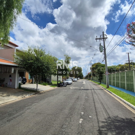 Casa à venda com 3 suítes no condomínio Granja Olga II, Sorocaba - SP