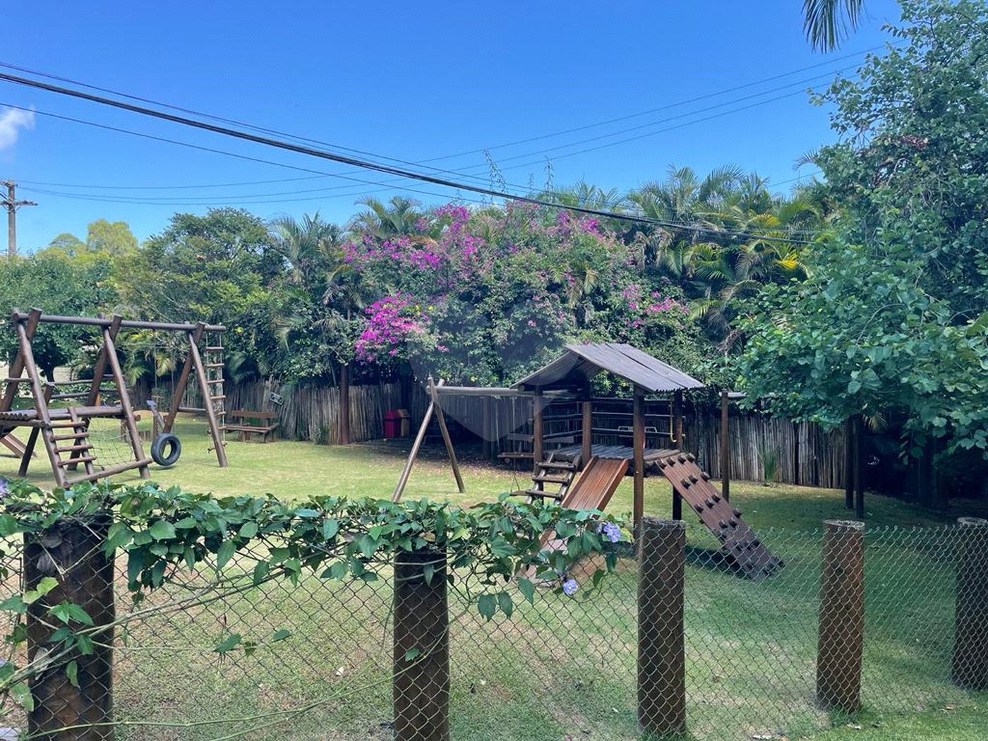 Terreno à venda no condomínio Cantareira, Mairiporã - SP