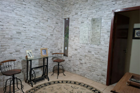 Chácara à venda com 3 quartos, sendo 1 suíte,  em Ribeirãozinho, Alambari, SP