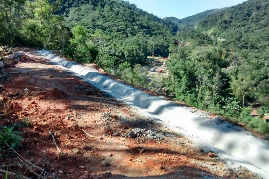 Terreno à venda em Jardim Glória, Miracatu, SP