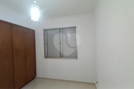 Apartamento à venda com 3 quartos em Jardim Londrina, São Paulo, SP