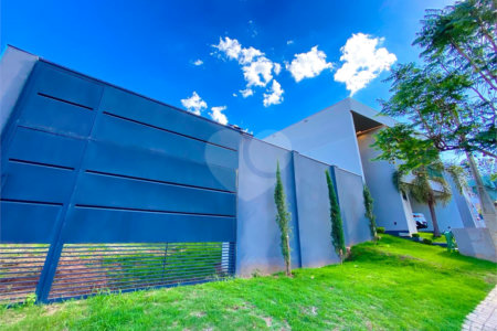 Casa à venda com 2 suítes no condomínio Jardim Residencial Vale do Campo, Araraquara - SP