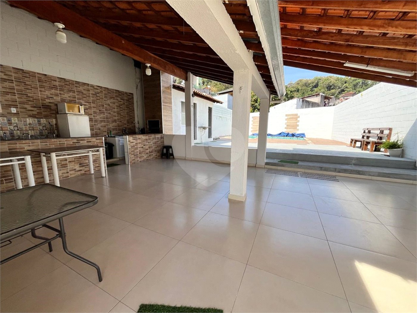 Casa à venda com 2 quartos em Vila Jeriva, Várzea Paulista, SP