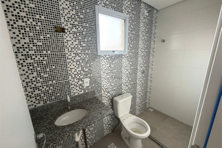 Apartamento á venda na região do Vila Prado.