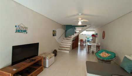 Casa à venda com 3 quartos, sendo 1 suíte,  em Juquehy, São Sebastião, SP
