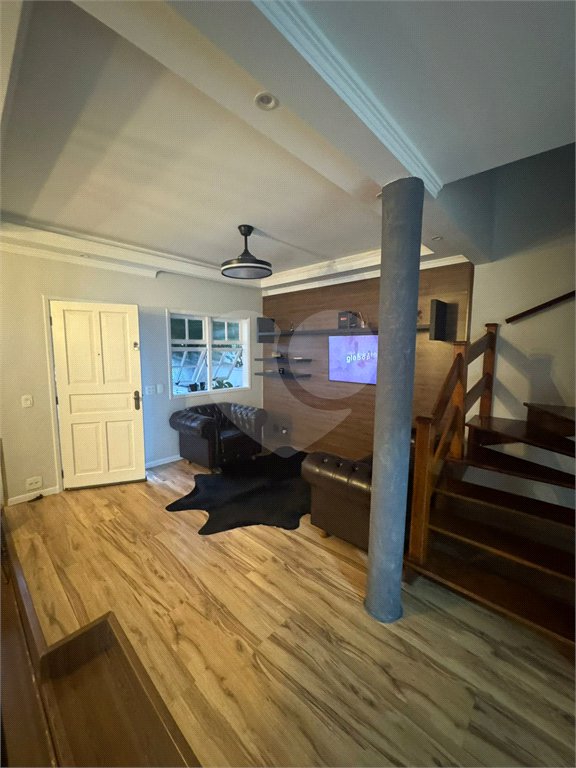 Casa à venda com 3 quartos, sendo 1 suíte, no condomínio Vilage Palmas, São Paulo - SP