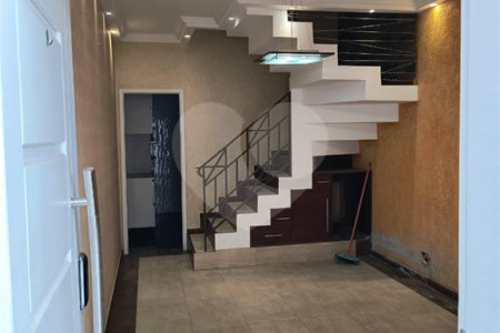 Casa à venda com 3 quartos, sendo 1 suíte,  em Nova Petrópolis, São Bernardo do Campo, SP