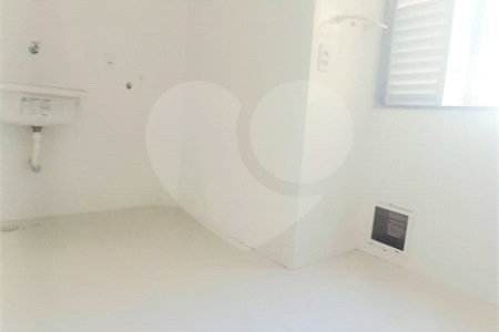 Apartamento à venda com 2 quartos, sendo 1 suíte, em Fluminense, São Pedro da Aldeia, RJ