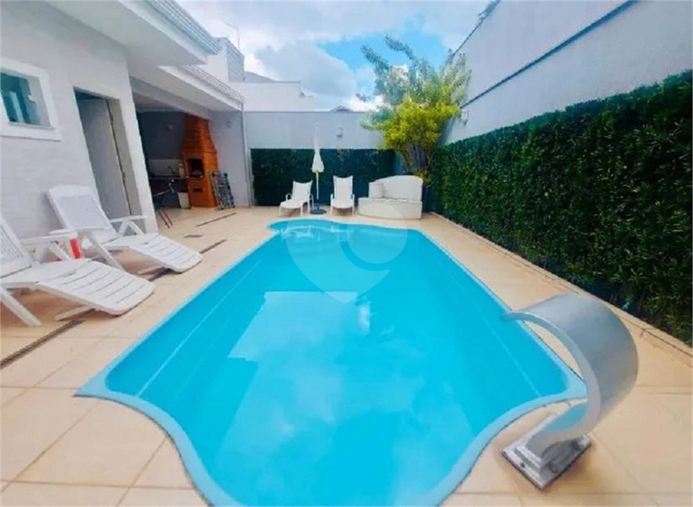 Casa à venda com 3 suítes no condomínio Villa dos Inglezes, Sorocaba - SP