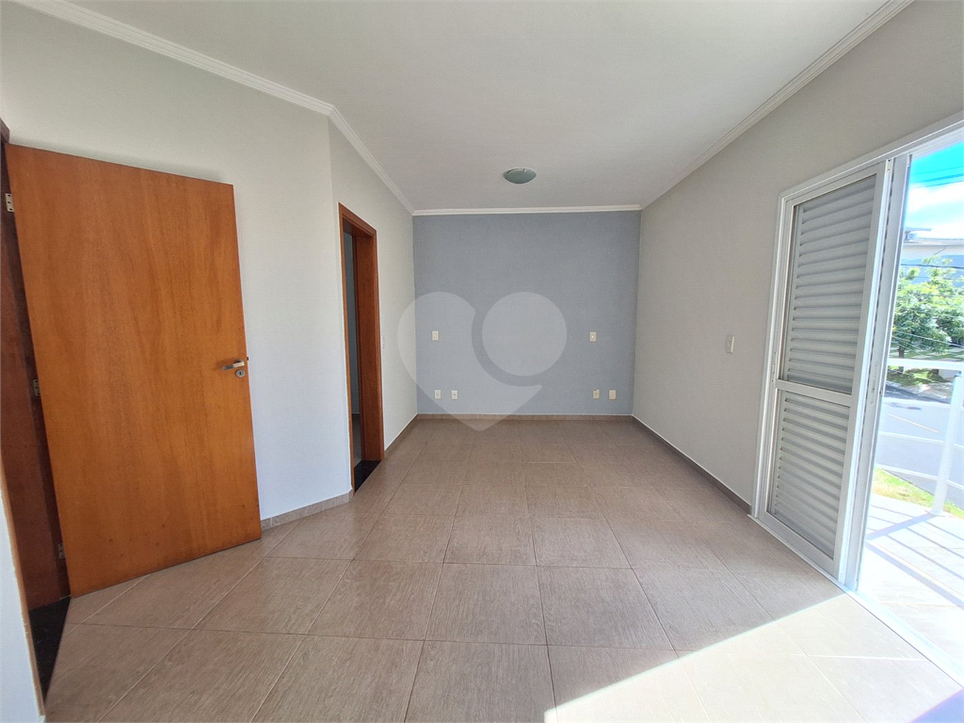 Casa à venda com 4 suítes no condomínio Terras de São Francisco, Vinhedo - SP