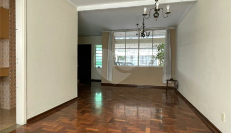 Sobrado para alugar com 3 quartos, sendo 2 suítes,  em Itaim Bibi, São Paulo, SP