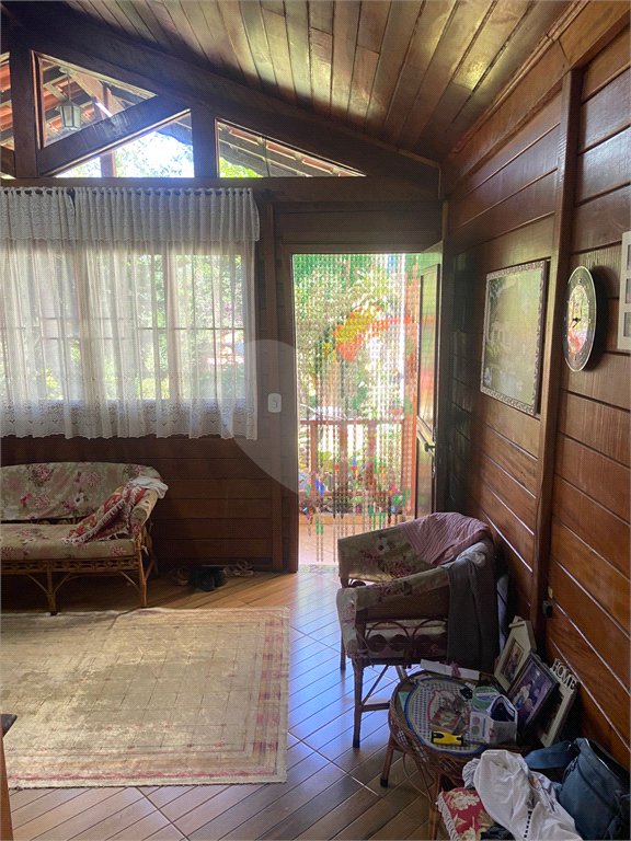 Casa Térrea à venda com 1 quarto em Jardim Débora, Poá, SP