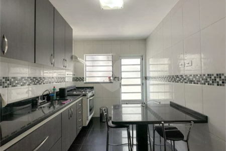 Casa para alugar com 3 quartos, sendo 1 suíte, em Vila Anglo Brasileira, São Paulo, SP