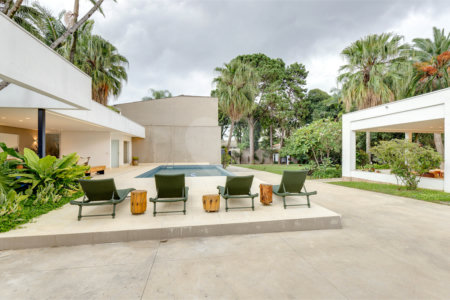 Casa Térrea à venda ou para alugar com 4 suítes em Alto da Boa Vista, São Paulo, SP