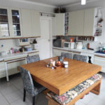 Casa à venda com 3 quartos, sendo 1 suíte, no condomínio Picollo Villaggio, Louveira - SP