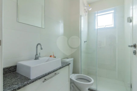 Casa à venda com 2 quartos no condomínio Severa, São Paulo - SP