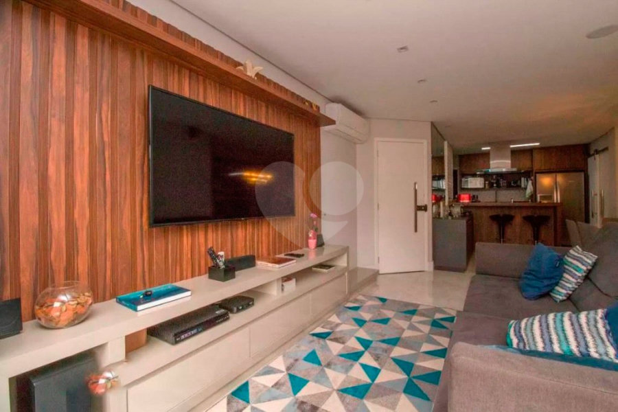Apartamento à venda com 3 quartos, sendo 1 suíte, em Tatuapé, São Paulo, SP