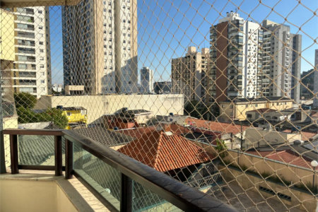Apartamento à venda com 3 suítes em Vila Galvão, Guarulhos, SP