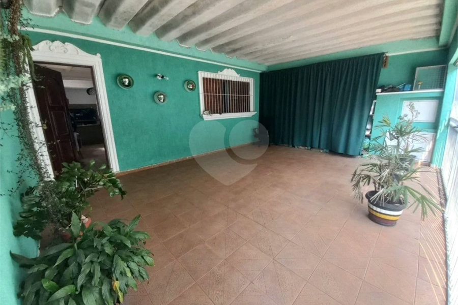 Casa à venda com 3 quartos, sendo 1 suíte, em Vila Campestre, São Paulo, SP