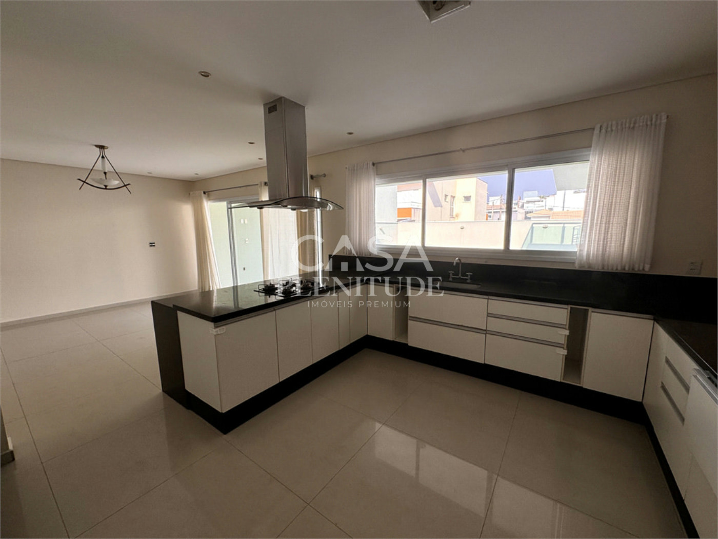 Casa em condomínio à venda com 3 suítes em Vila Haro, Sorocaba, SP