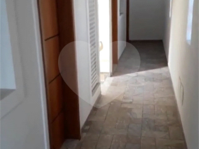 Casa à venda com 1 quarto no condomínio Camila I, São Paulo - SP
