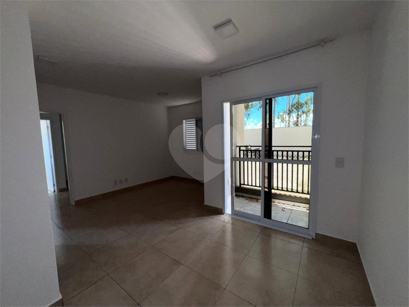 Apartamento à venda com 2 quartos, sendo 1 suíte, em Caguassu, Sorocaba, SP