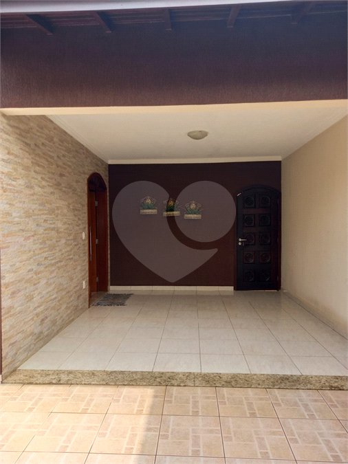 Casa à venda com 3 quartos, sendo 1 suíte, em Bosque, Vinhedo, SP
