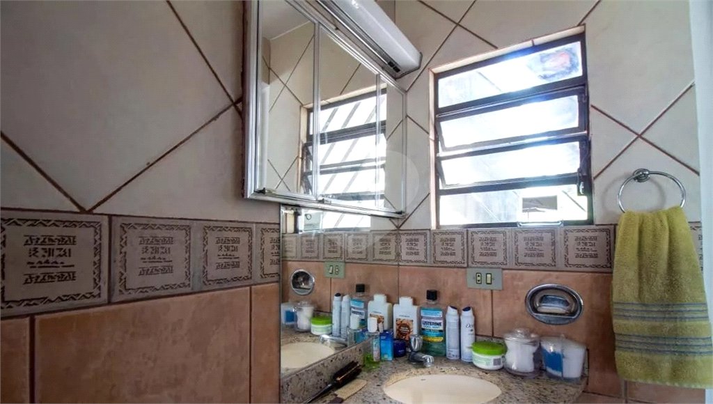 Sobrado à venda com 3 quartos, sendo 1 suíte, em Planalto Paulista, São Paulo, SP