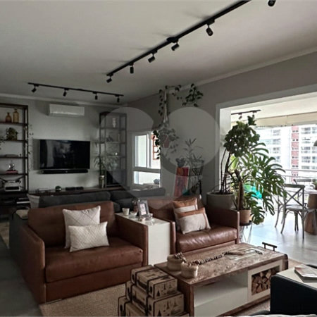 Apartamento à venda com 3 suítes em Santo Antônio, São Caetano do Sul, SP
