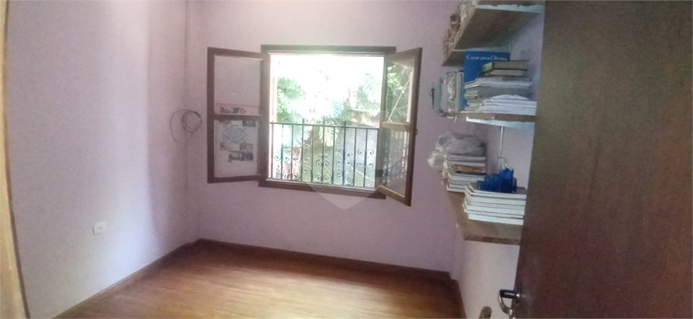 Casa à venda com 5 quartos, sendo 1 suíte, em Roseira, Mairiporã, SP