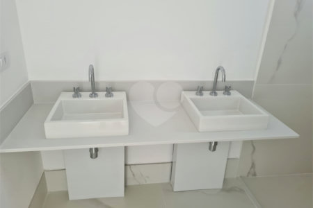 Apartamento à venda com 3 suítes em Vila Clementino, São Paulo, SP