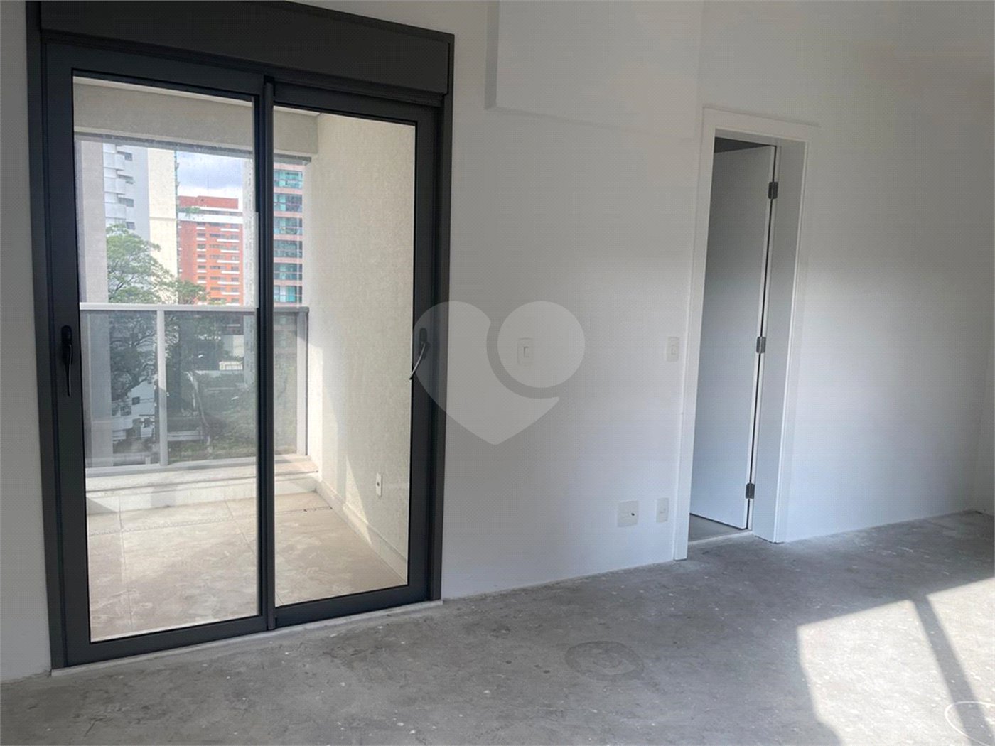 Apartamento à venda com 3 suítes em Campo Belo, São Paulo, SP