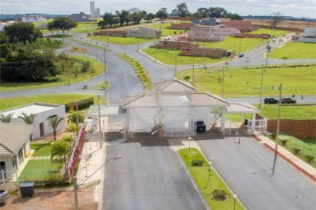 Casa à venda com 3 quartos, sendo 1 suíte,  no condomínio Reserva Ipanema I, Sorocaba - SP