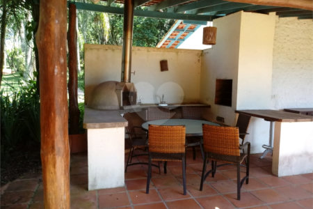 Chácara à venda com 5 quartos em Volta Grande (são João Novo), São Roque, SP