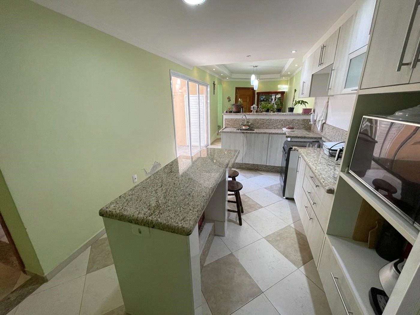Casa à venda com 3 quartos, sendo 2 suítes,  em Jardim Santa Bárbara, Sorocaba, SP