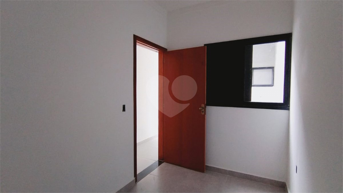 Casa de Vila à venda com 2 quartos em Jardim Jatobá, Sorocaba, SP
